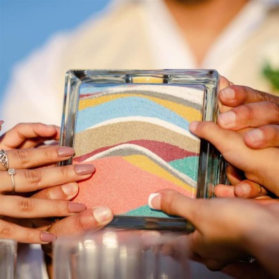 Family cube for sand ceremony